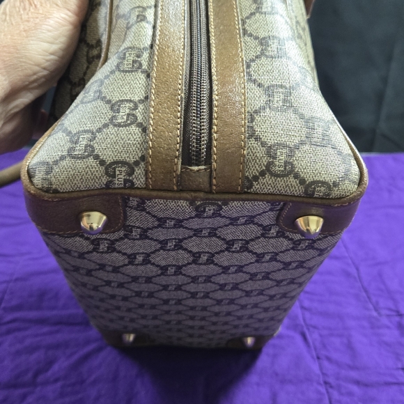 EUC AUTHENTIC VINTAGE GUCCI PLUS 2- WAY HANDBAG - Picture 3 of 9